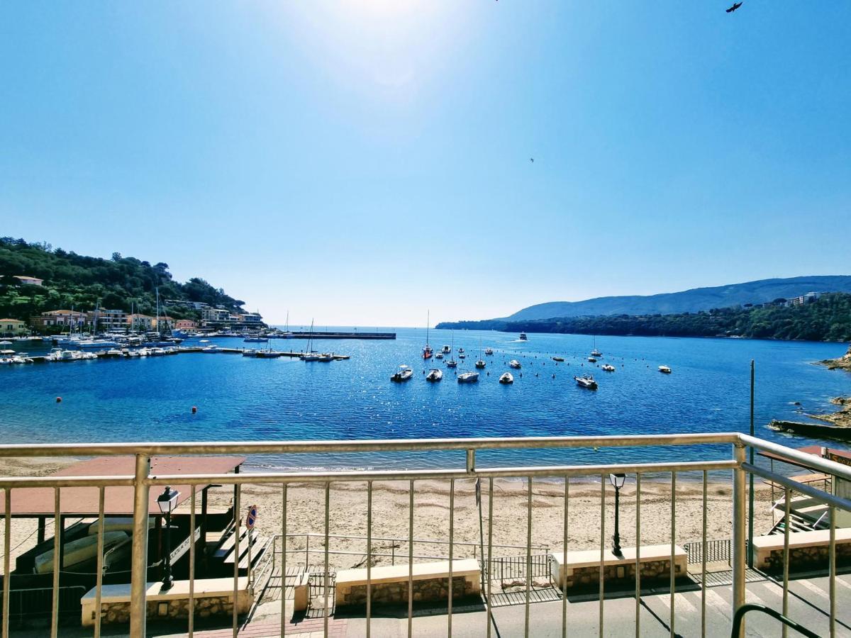 Hotel Plaza Porto Azzurro Exterior foto