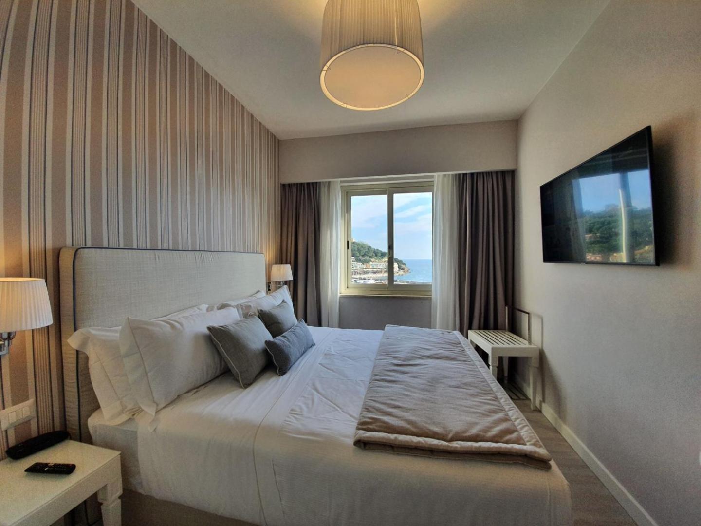 Hotel Plaza Porto Azzurro Quarto foto