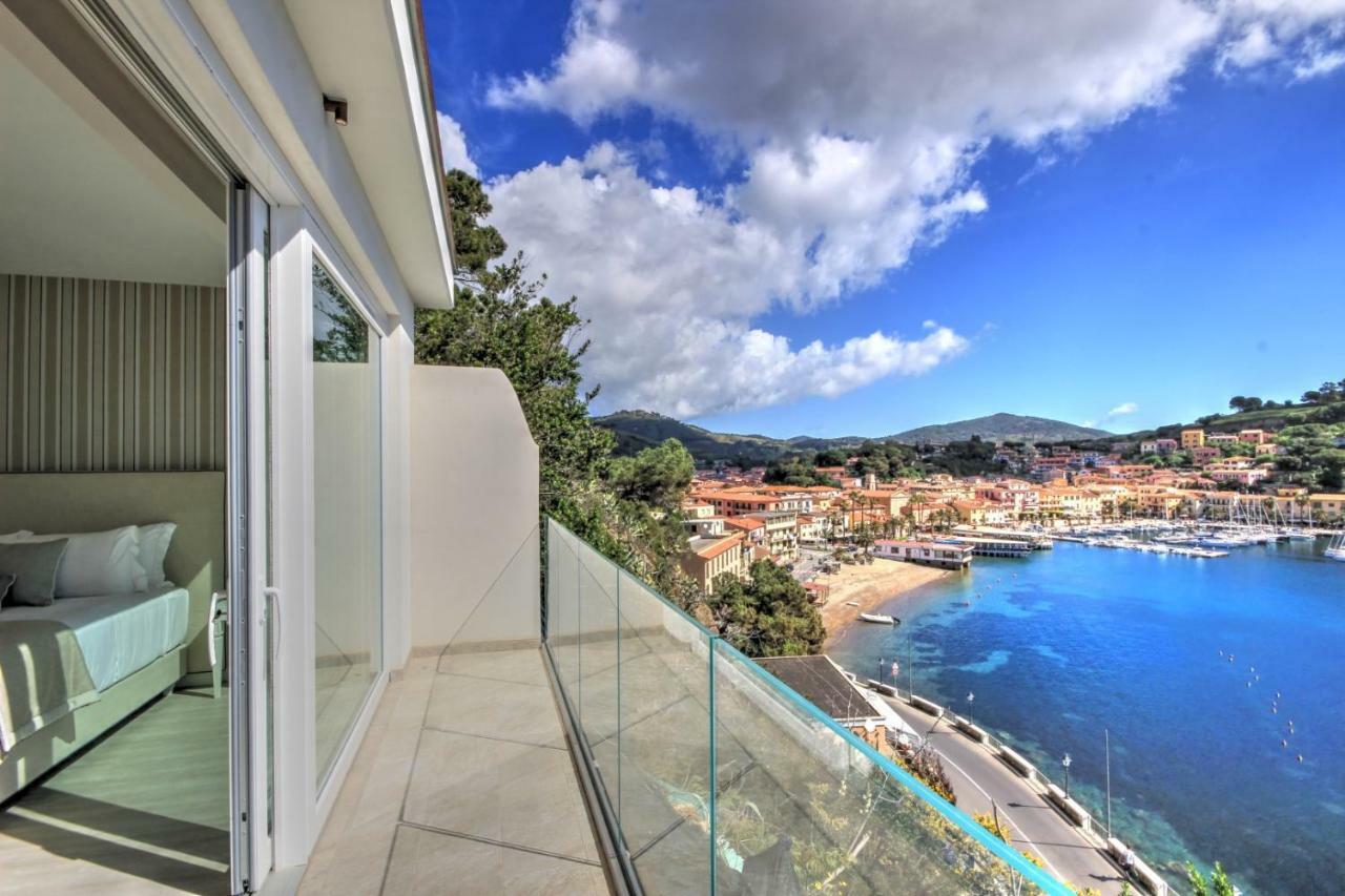 Hotel Plaza Porto Azzurro Exterior foto