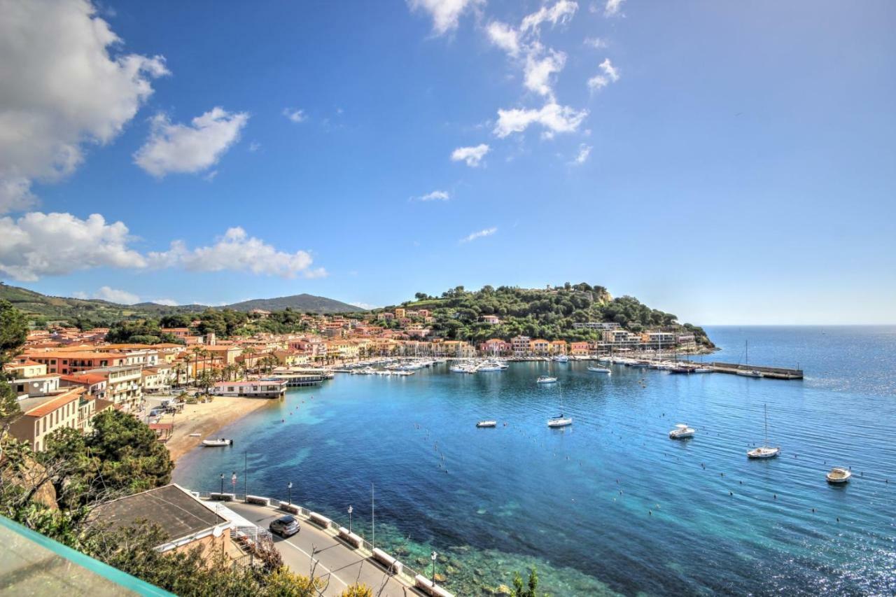 Hotel Plaza Porto Azzurro Exterior foto